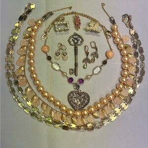 Vintage Jewelry Lot – Gold Tone, Pearl Key Pendant Cottagecore Romantic Set 10pc